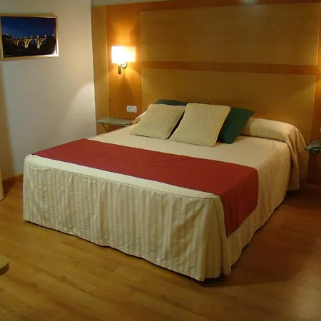 卢克索雷孔基斯塔酒店 3*