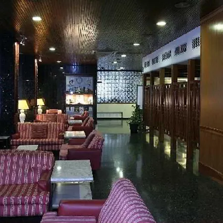 Hotel Reconquista