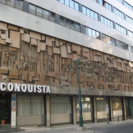 Reconquista Hotel