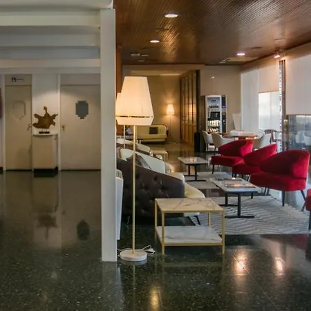 Reconquista Hotel 3*